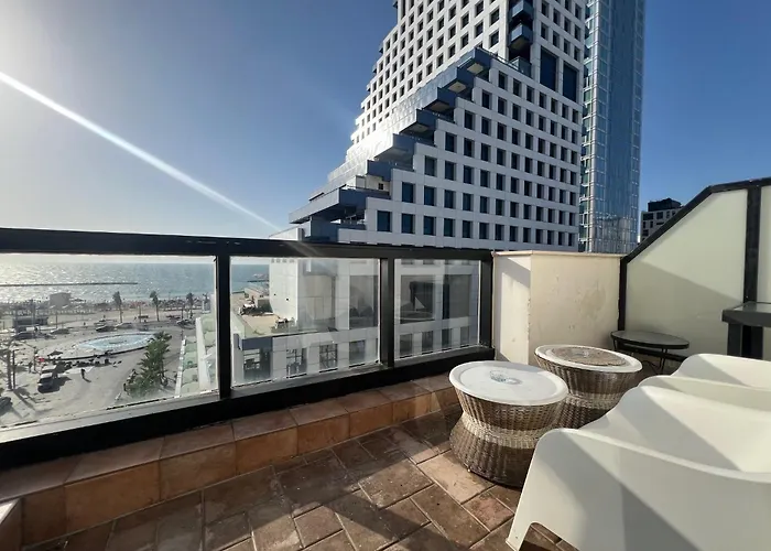 3Bedrooms Suite With Balcony And Shelter Yarkon15