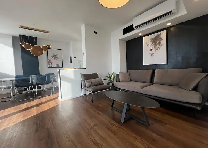3Bedrooms Suite With Balcony And Shelter Yarkon15