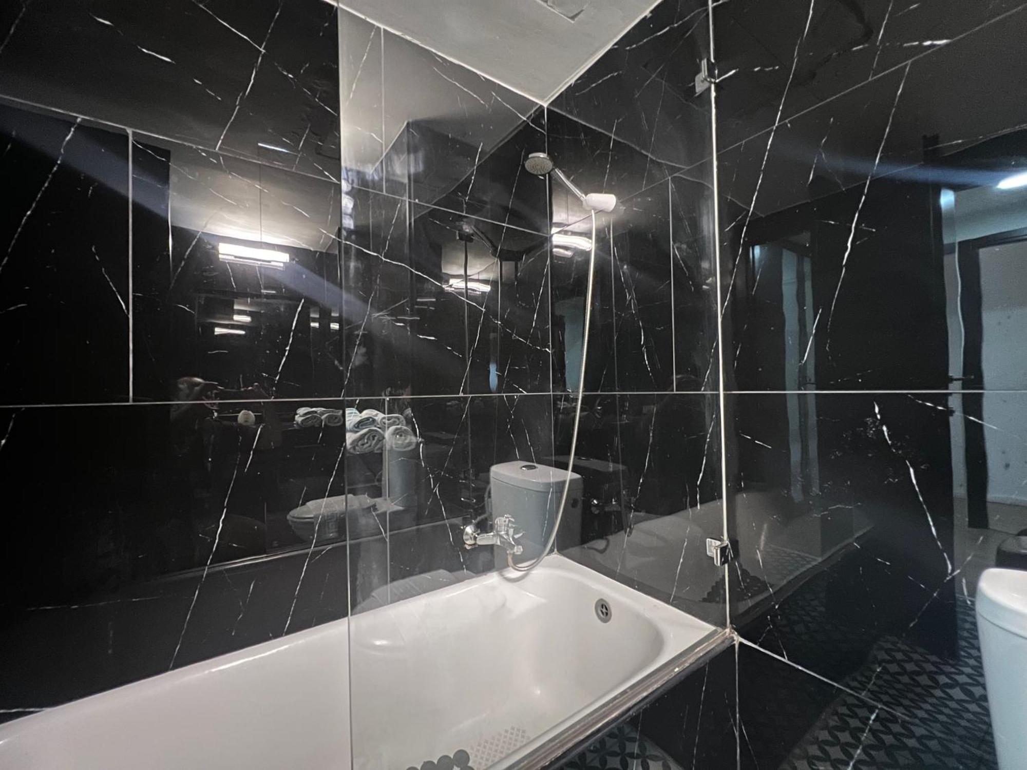 3bedrooms With Balcony And Shelter Yarkon15 Апартаменты
