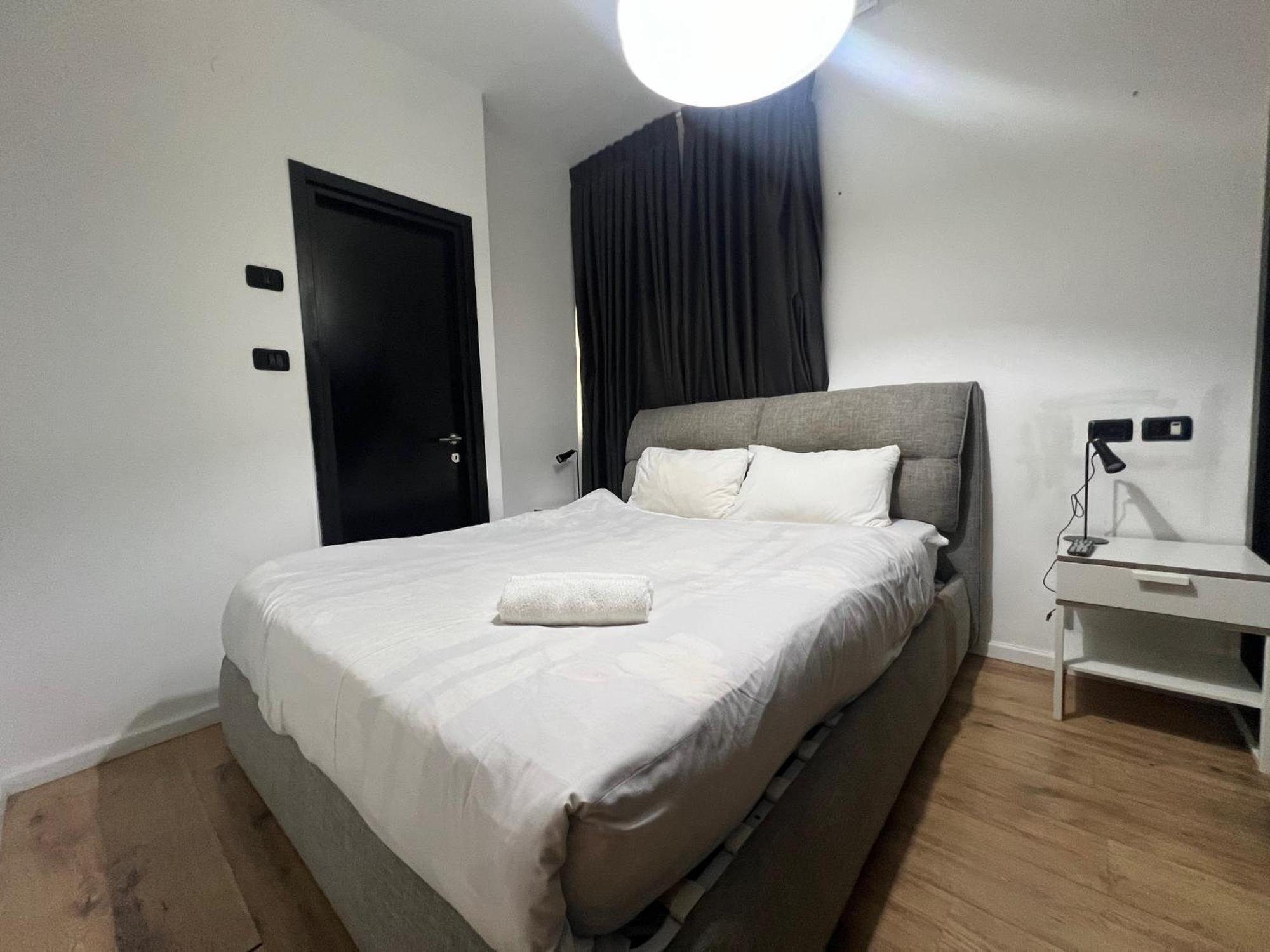 Апартаменты 3bedrooms With Balcony And Shelter Yarkon15 Тель-Авив