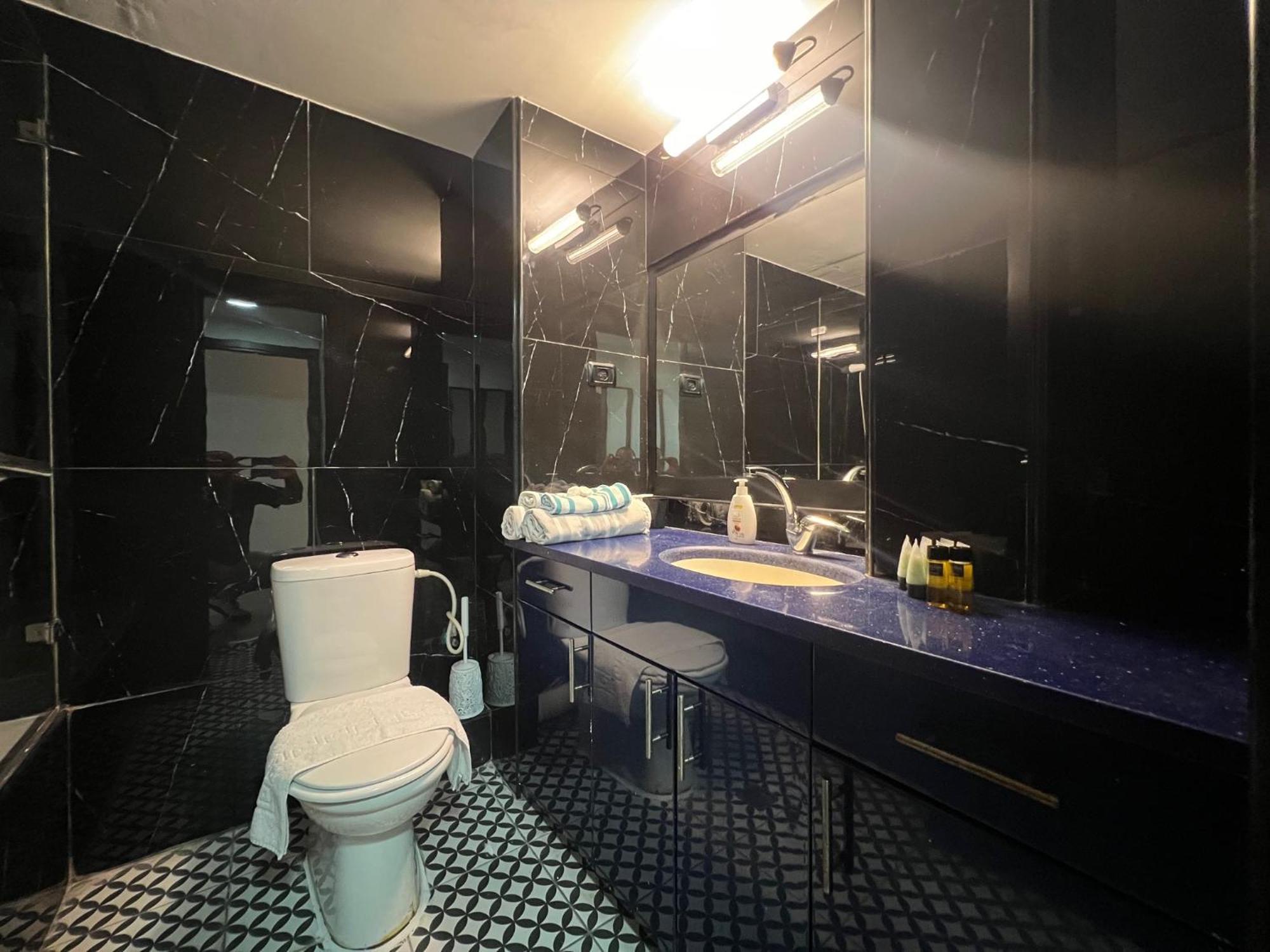 Апартаменты 3bedrooms With Balcony And Shelter Yarkon15 Тель-Авив